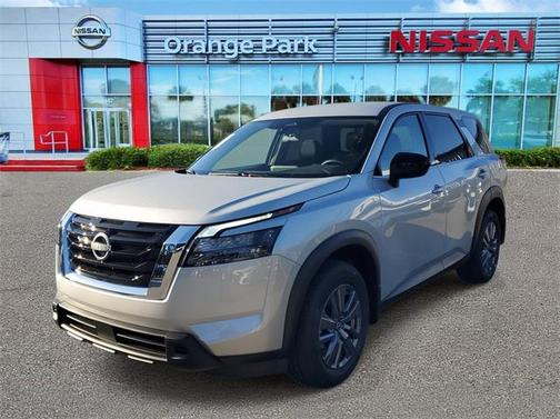 2025 Nissan Pathfinder S FWD