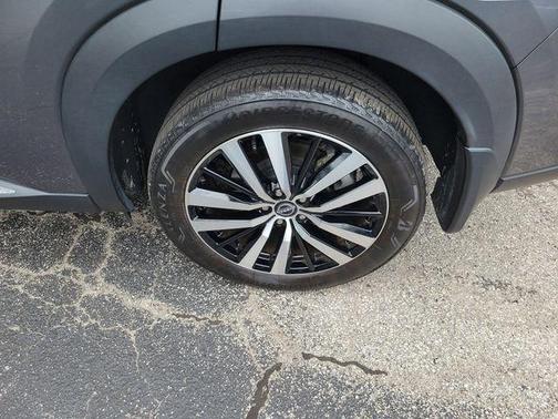 Gun Metallic 2023 Nissan Pathfinder Platinum 4WD
