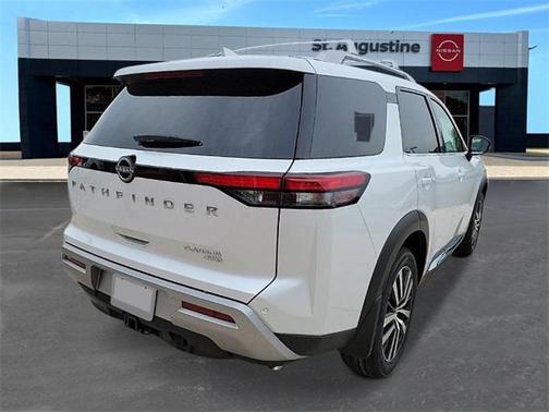 2025 Nissan Pathfinder Platinum 4WD