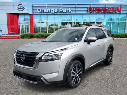 2023 Nissan Pathfinder Platinum 4WD