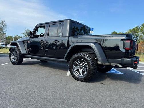 2024 Jeep Gladiator Mojave