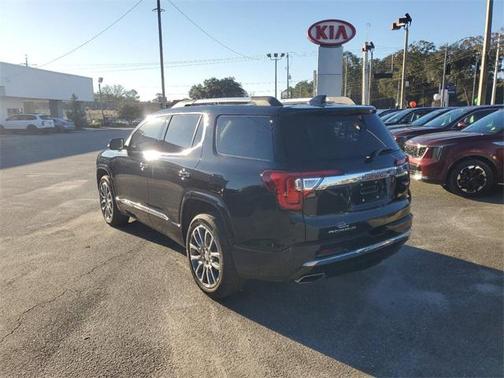 2022 GMC Acadia Denali
