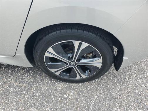 2022 Nissan Leaf SV PLUS 62 kWh