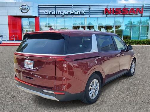 2024 Kia Carnival LX