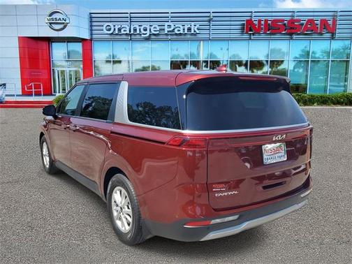 2024 Kia Carnival LX