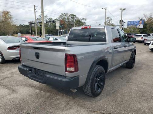 2024 RAM 1500 Classic Warlock Crew Cab 4x2 5'7' Box