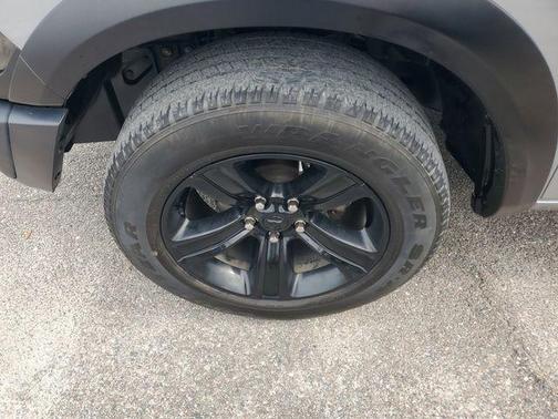 2024 RAM 1500 Classic Warlock Crew Cab 4x2 5'7' Box