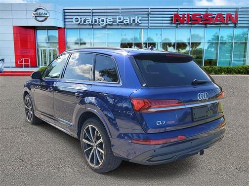2021 Audi Q7 55 Premium Plus