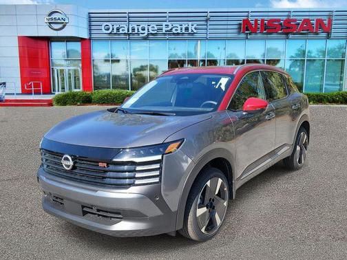Gun Metallic/Scarlet Ember Tintcoat 2026 Nissan Kicks SR