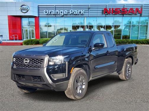 2025 Nissan Frontier SV