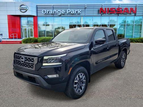 2024 Nissan Frontier SL