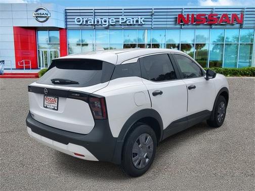 2025 Nissan Kicks S