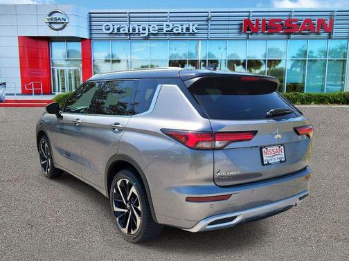 2023 Mitsubishi Outlander SEL 2.5 2WD
