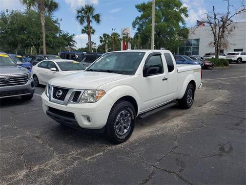 2017 Nissan Frontier Desert Runner
