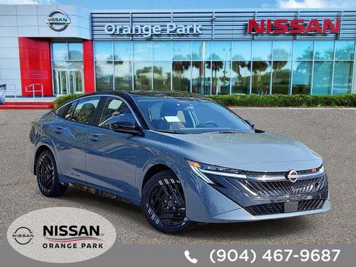 Atlantic Gray Metallic/Super Black 2026 Nissan Sentra SR