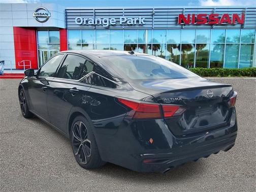 2024 Nissan Altima SR FWD