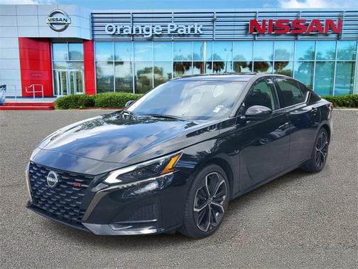 2024 Nissan Altima SR FWD