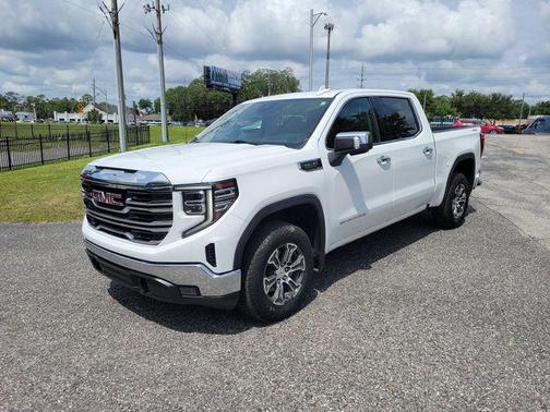 Summit White 2024 GMC Sierra 1500 SLT