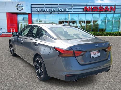 2024 Nissan Altima SR FWD
