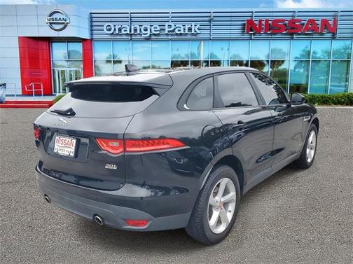 2018 Jaguar F-PACE 30t Premium