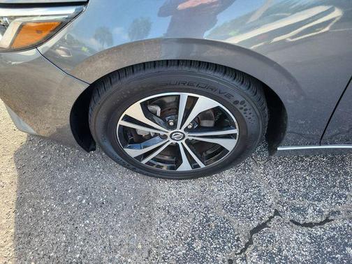 Gun Metallic 2022 Nissan Sentra SV