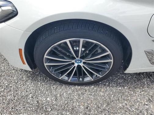 2023 BMW 530e Base