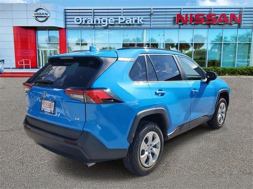 2021 Toyota RAV4 LE