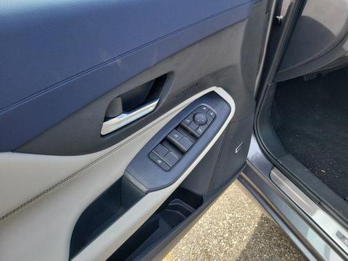 Gun Metallic 2026 Nissan Sentra SL