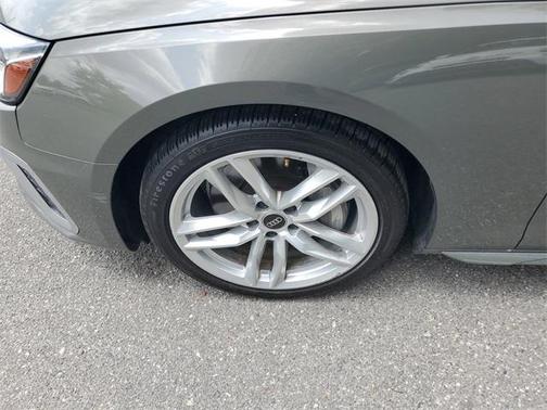 2023 Audi A4 45 S line Premium Plus