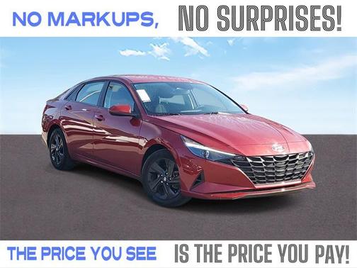 2023 Hyundai ELANTRA SEL