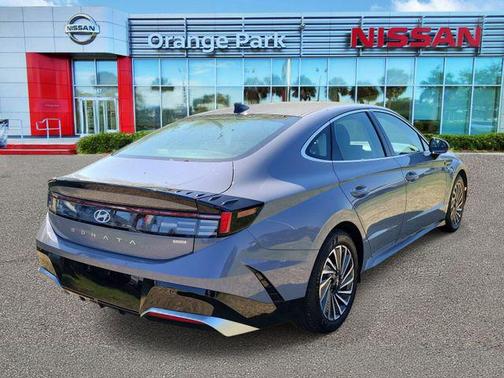 Transmission Blue 2025 Hyundai SONATA Hybrid SE