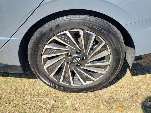 Transmission Blue 2025 Hyundai SONATA Hybrid SE