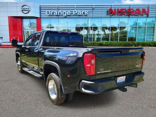 Black 2024 Chevrolet Silverado 3500 High Country