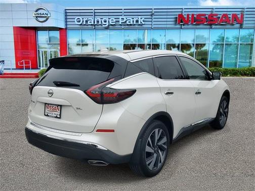 2024 Nissan Murano SL FWD