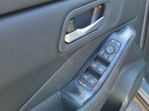 Deep Ocean Blue Pearl 2026 Nissan Rogue SV