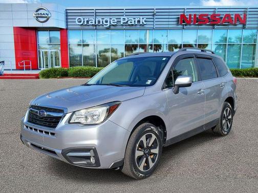 Ice Silver Metallic 2018 Subaru Forester 2.5i Limited