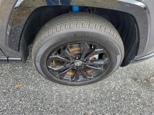 2022 Toyota RAV4 Hybrid SE