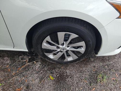 Glacier White 2021 Nissan Altima S FWD