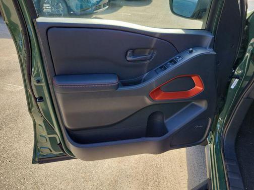 2026 Nissan Frontier PRO-X