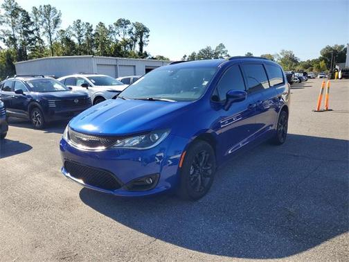 2020 Chrysler Pacifica L