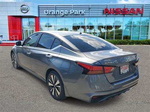 2021 Nissan Altima 2.5 SV