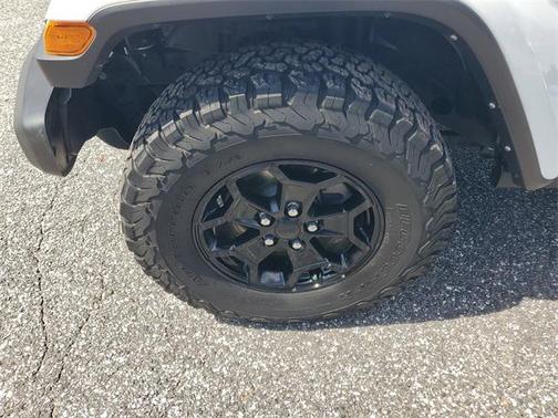2021 Jeep Gladiator Willys 4x4