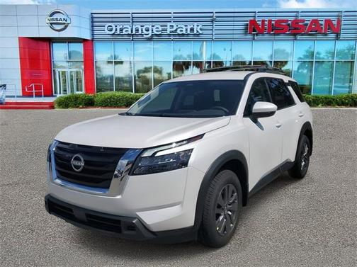 2025 Nissan Pathfinder SV FWD