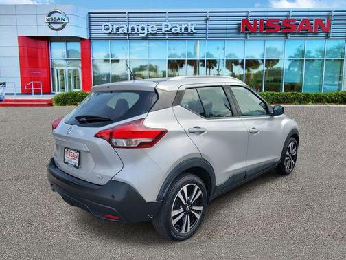 2020 Nissan Kicks SV