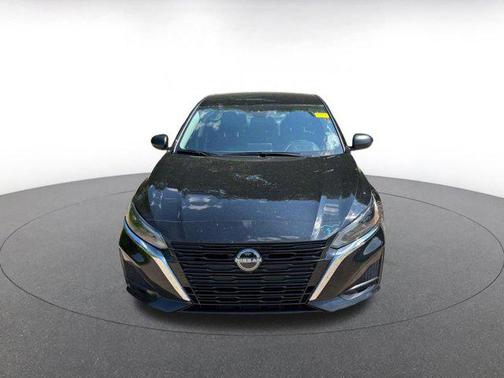 Super Black 2025 Nissan Altima SV FWD
