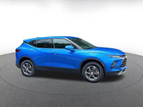Riptide Blue Metallic 2025 Chevrolet Blazer 2LT