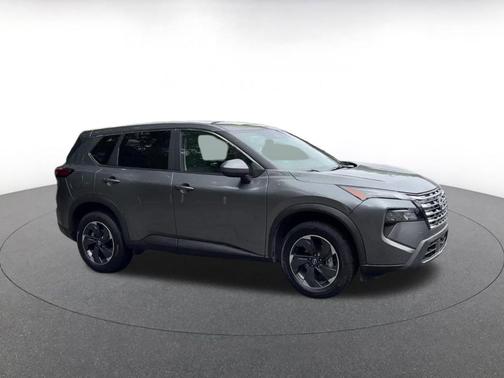 Gun Metallic 2025 Nissan Rogue SV