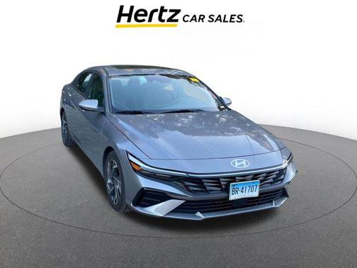 2025 Hyundai ELANTRA SEL