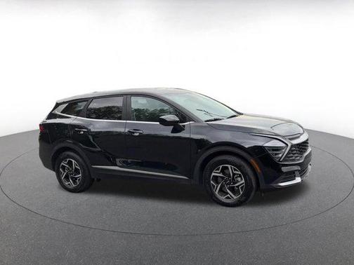 Ebony Black 2025 Kia Sportage LX