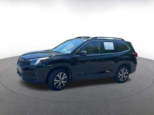 Crystal Black Silica 2024 Subaru Forester Limited